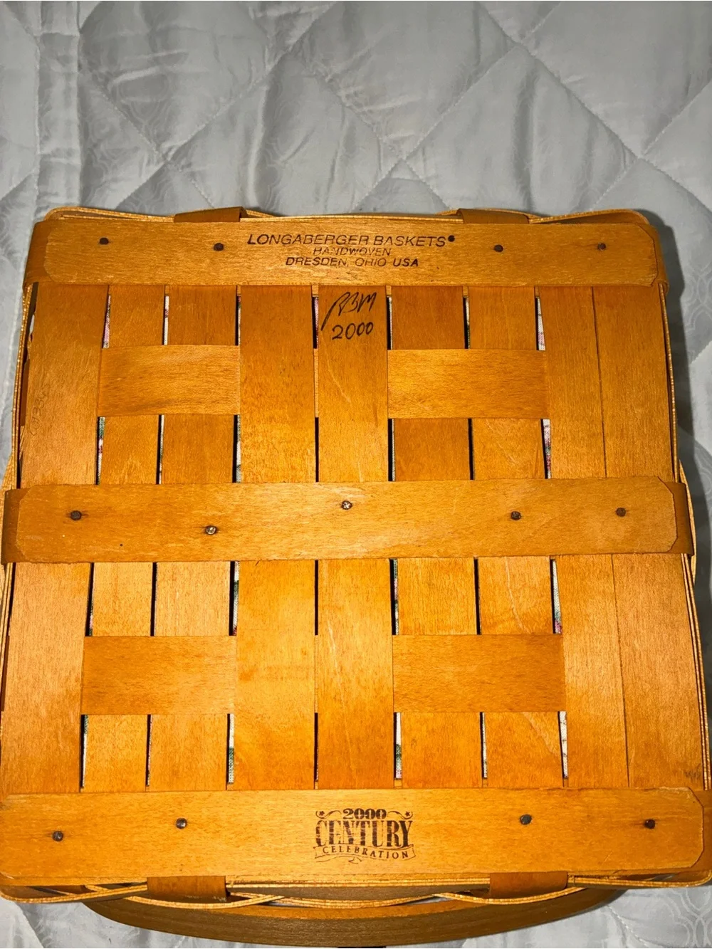 Longaberger Vintage 2000 Christmas Collection Deck the Halls Basket with liner.